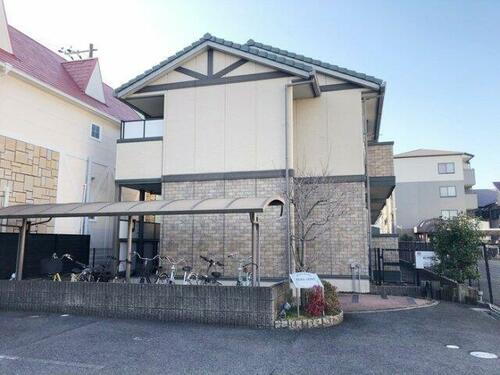 グレイスコート 2階建