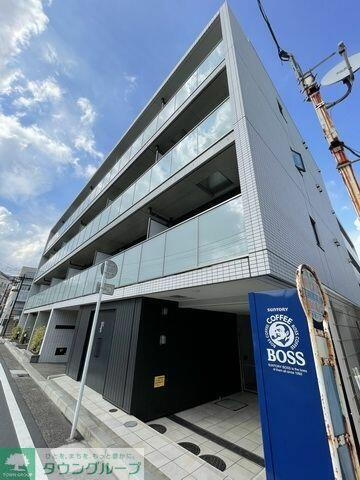 神奈川県横浜市神奈川区六角橋２丁目 4階建
