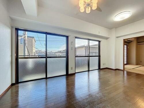 静岡県浜松市中央区曳馬６丁目 賃貸マンション