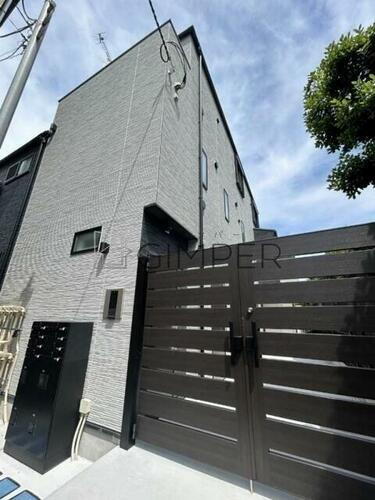 ＷＡＬＤ 3階建