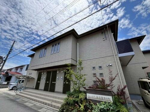 兵庫県姫路市新在家中の町 2階建