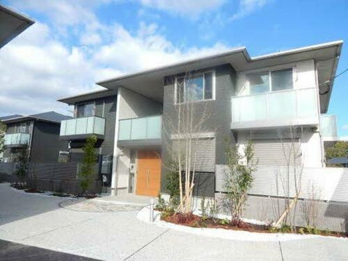 グリーントリニティー　Ｂ棟 2階建