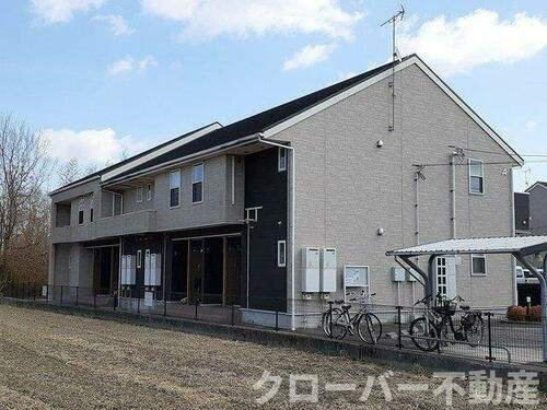 香川県綾歌郡綾川町陶 賃貸アパート