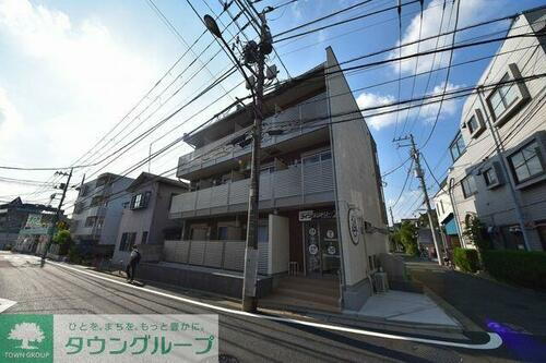 東京都練馬区東大泉４丁目 3階建 築6年10ヶ月