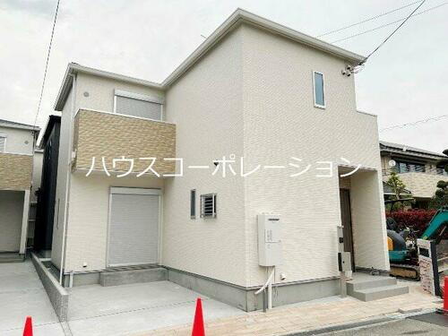 兵庫県尼崎市猪名寺１丁目 2階建