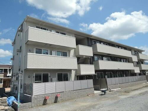 福岡県北九州市八幡西区野面２丁目 3階建