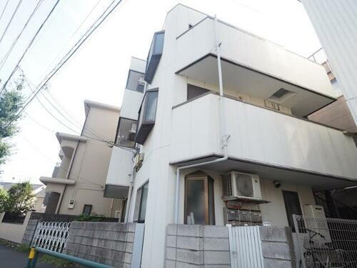 東京都府中市浅間町４丁目 3階建