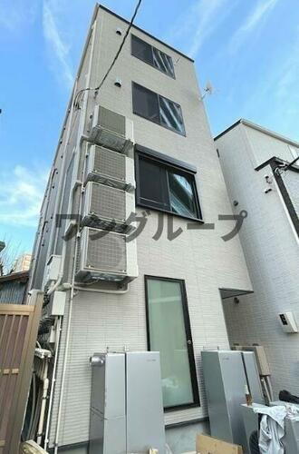 ｃｏｍｏｄｏ　ａｂｉｔａｒｅ 4階建