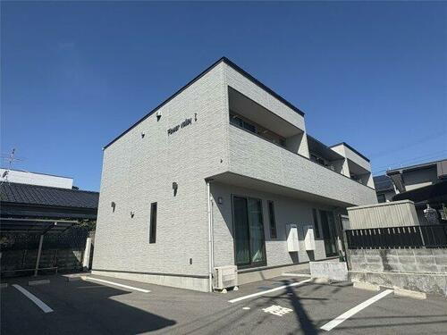 熊本県熊本市東区秋津３丁目 築1年9ヶ月 2階建