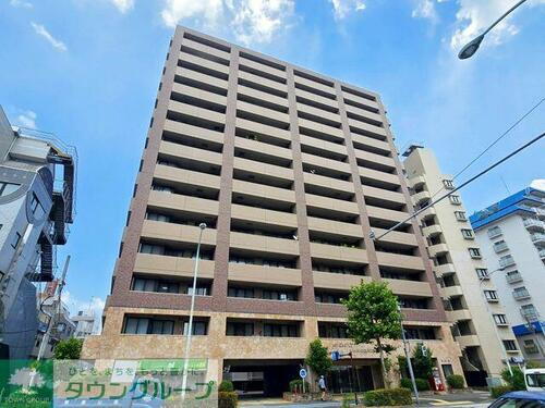 東京都目黒区中目黒２丁目 14階建