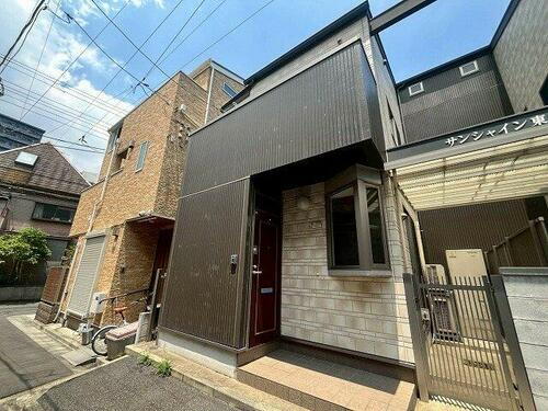 東京都品川区東大井２丁目 2階建