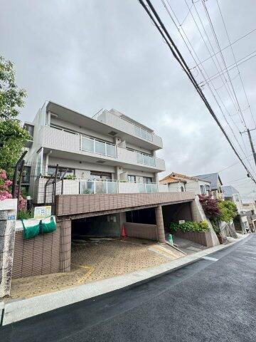兵庫県神戸市灘区城の下通２丁目 地上3階地下1階建