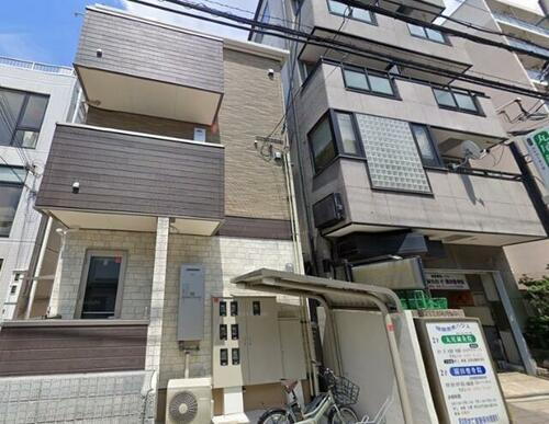 兵庫県尼崎市東園田町９丁目 3階建