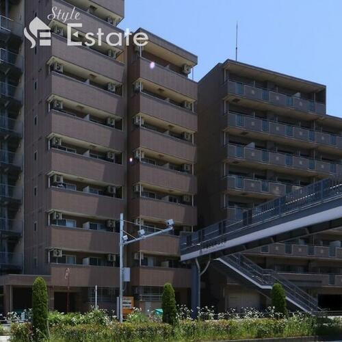 愛知県名古屋市千種区松軒２丁目 8階建