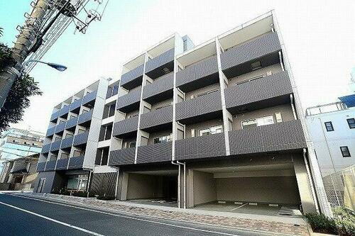 東京都北区昭和町３丁目 賃貸マンション