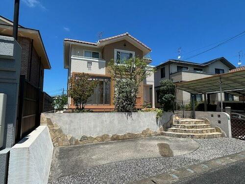 福岡県北九州市小倉南区企救丘４丁目 賃貸一戸建て