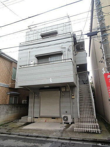 神奈川県川崎市中原区上丸子山王町１丁目 3階建