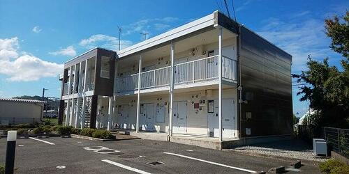レオパレスサンエイ 2階建