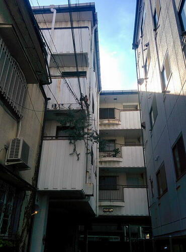 大阪府大阪市港区市岡１丁目 4階建