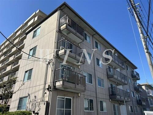 東京都狛江市岩戸南２丁目 4階建