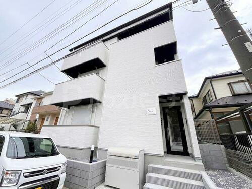 千葉県松戸市中根長津町 築1年3ヶ月 3階建