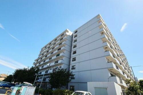 千葉県鎌ケ谷市道野辺中央１丁目 賃貸マンション