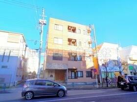 ルイ・シャトレ 4階建