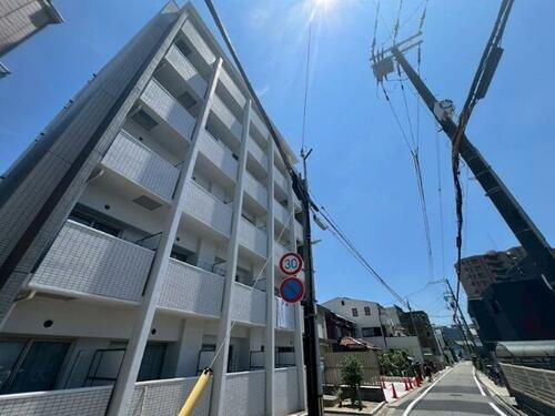 コンフォールメゾン 6階建
