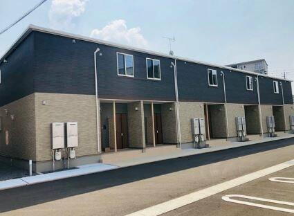 福岡県中間市朝霧４丁目 2階建