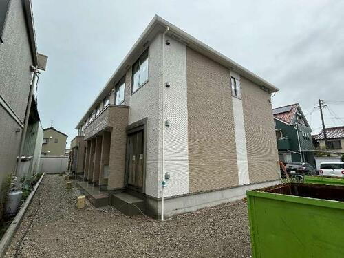 愛知県西春日井郡豊山町大字豊場字新栄 賃貸アパート