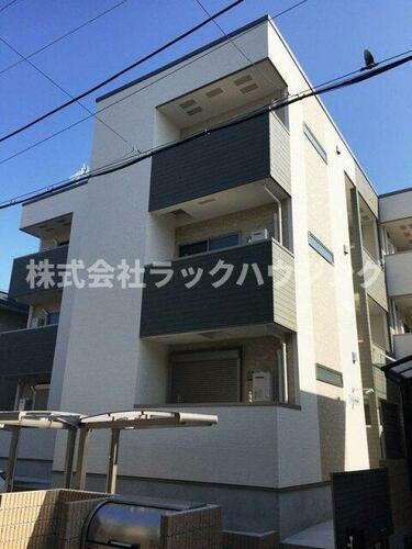 フジパレス牧野Ⅱ番館 3階建