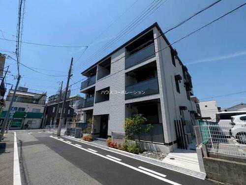 Ｍａｉｓｏｎ　ｒｅｎａｒｄ 3階建