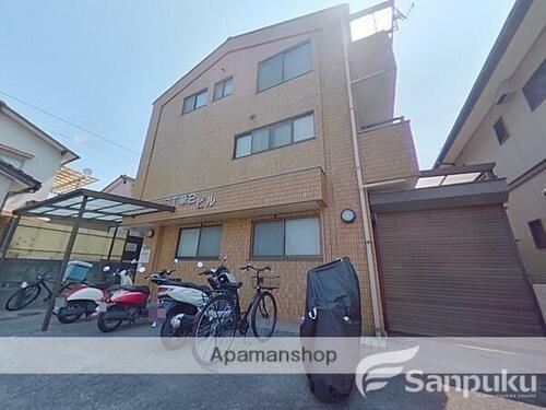 愛媛県松山市空港通２丁目 3階建