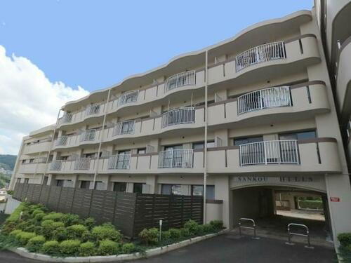 奈良県生駒市小平尾町 築32年10ヶ月 5階建