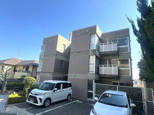 アヴェニール岡本