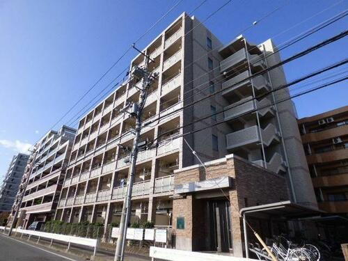 シェーネ　ベル・ウッド