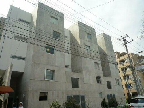 東京都北区王子３丁目 賃貸マンション