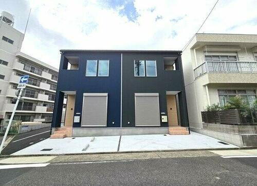 愛知県名古屋市千種区萱場２丁目 テラスハウス