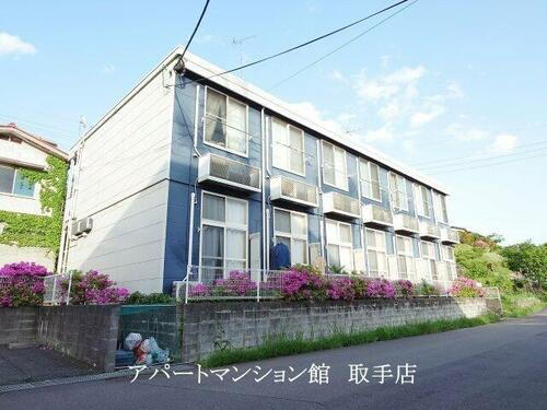 レオパレスラーク取手 2階建