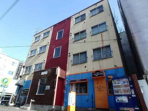 ユーハイム北２４条 4階建