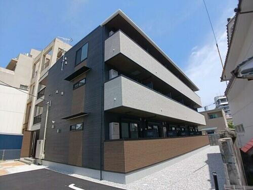 高知県高知市南宝永町 賃貸アパート