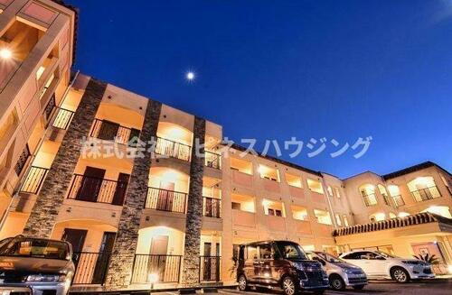 ＩＮＳＵＲＡＮＣＥ（インシュランス）ＢＬＤＧ．（ビルディング）ⅩⅤ（フ