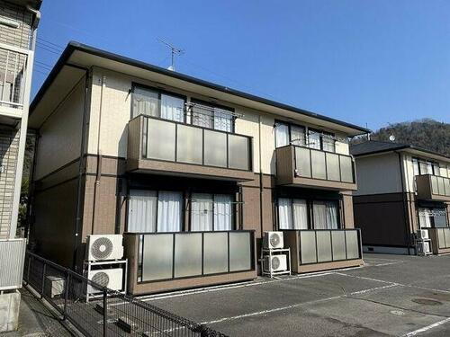 エステート三成Ｂ 2階建