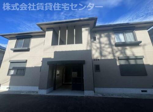 和歌山県和歌山市松島 2階建