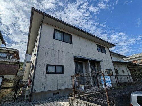 グラス・ハープ 2階建