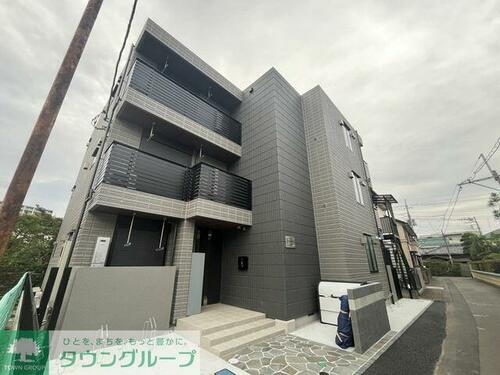 埼玉県所沢市日吉町 3階建 