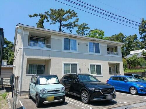 Ｒａｆｆｉｎｅ 2階建