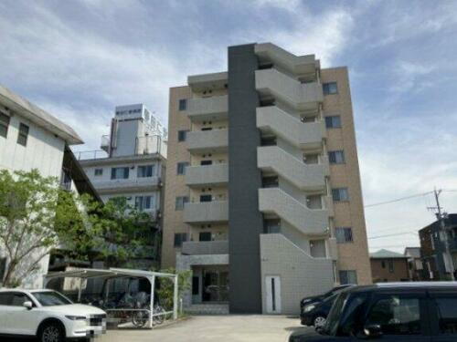 愛知県名古屋市中川区東春田２丁目 賃貸マンション