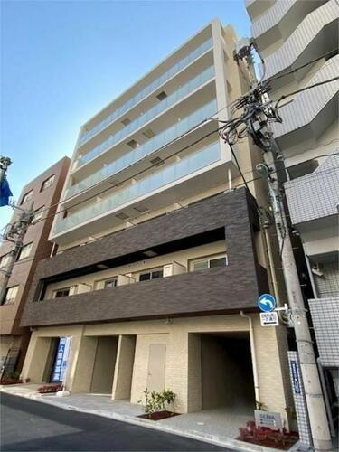 モンテルーチェ 7階建