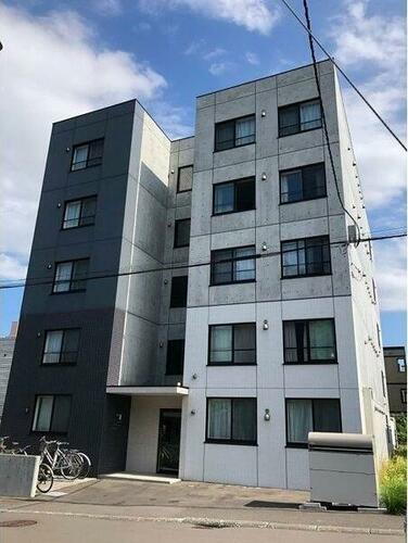 ＢＡＳＥ　ｔｅｙｎｅ（ベース手稲）